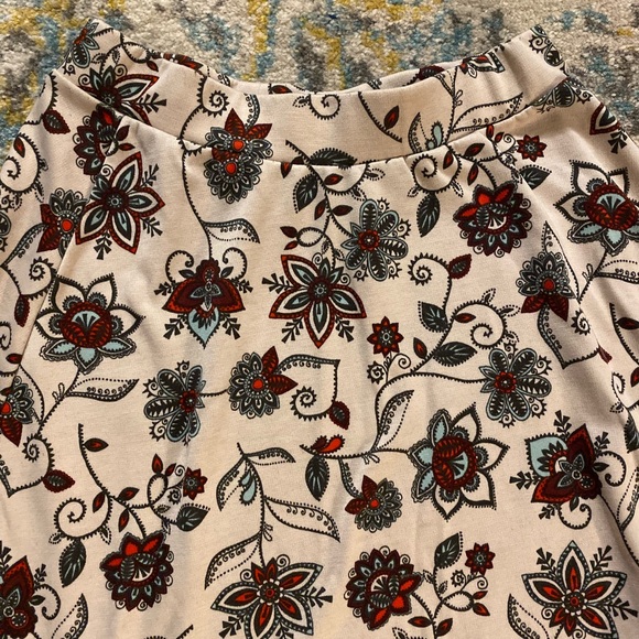 H&M Skirt - Picture 3 of 5